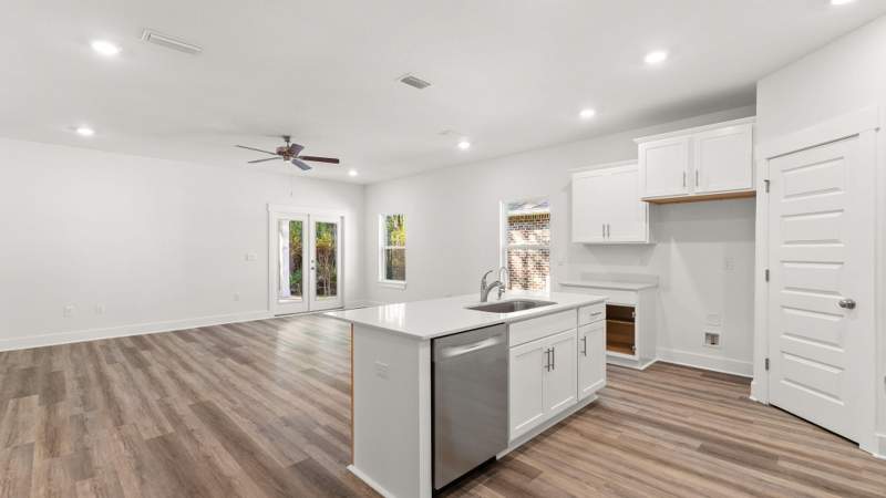 5 bedroom Detached Single Family at 150 E Gray Owl Drive, Owl'S Head Farms, Freeport — photo 5