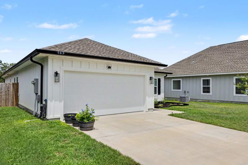3 bedroom Detached Single Family at 163 Blooming Cove, Magnolia Creek Phase 2, Crestview — photo 4