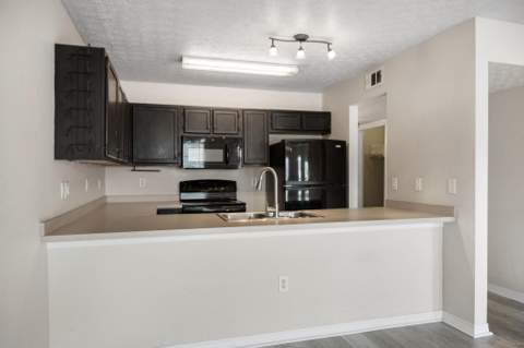 1803 Pointed Leaf Lane, Fort Walton Beach FL - photo 8 of 22