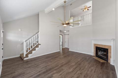 608 Drakes Landing, Mary Esther FL - photo 7 of 38