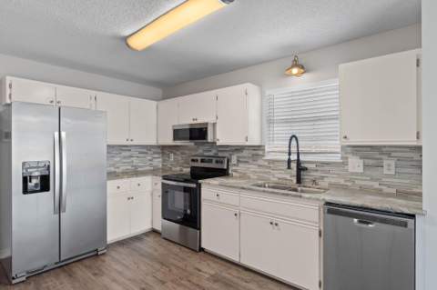 608 Drakes Landing, Mary Esther FL - photo 14 of 38