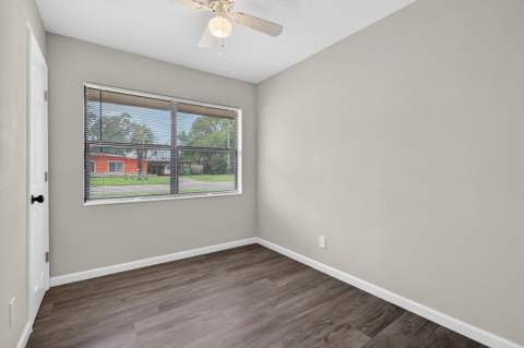 670 Shrewsbury Road, Mary Esther FL - photo 6 of 48