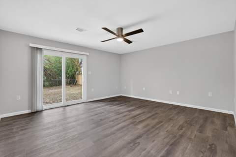 670 Shrewsbury Road, Mary Esther FL - photo 15 of 48
