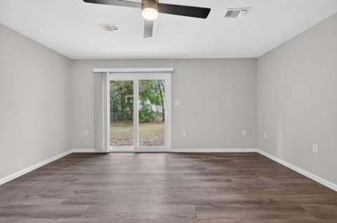 670 Shrewsbury Road, Mary Esther FL - photo 16 of 48