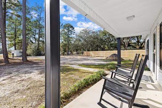 4 bedroom Detached Single Family at 30 Lowery Road, Freeport, Freeport — photo 5