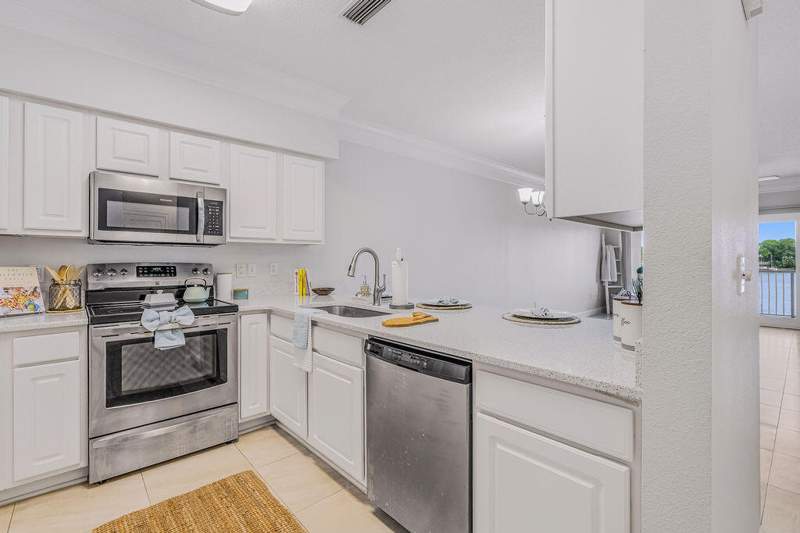 2 bedroom Condominium at 7 Laguna Street #206, Laguna Landing, Fort Walton Beach — photo 5