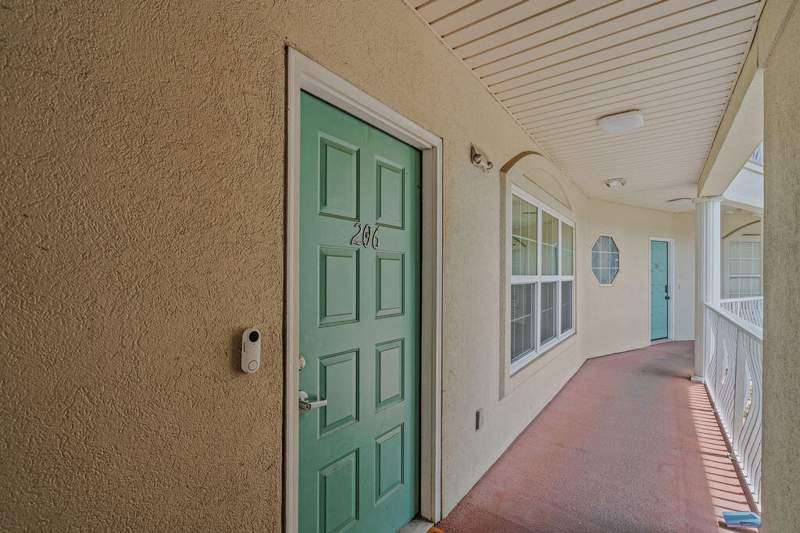2 bedroom Condominium at 7 Laguna Street #206, Laguna Landing, Fort Walton Beach — photo 2