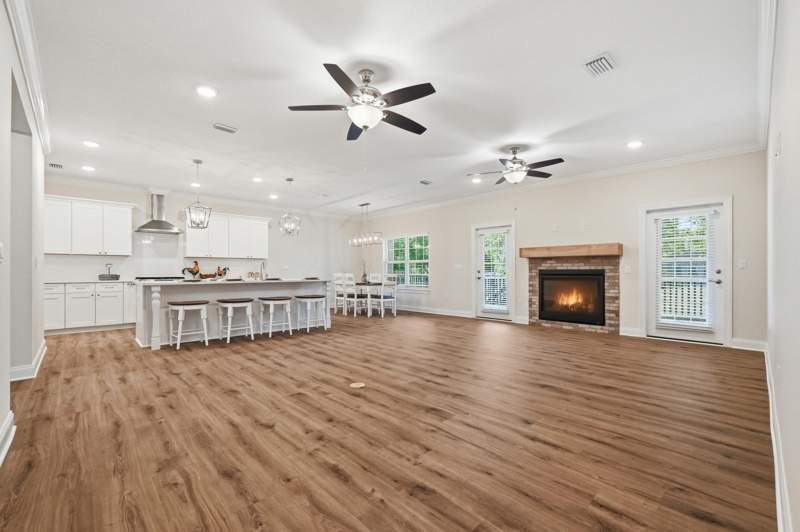 4 bedroom Detached Single Family at 423 Marquette Street, Valparaiso Plat #7 Lot 2 Blk 30, Valparaiso — photo 4