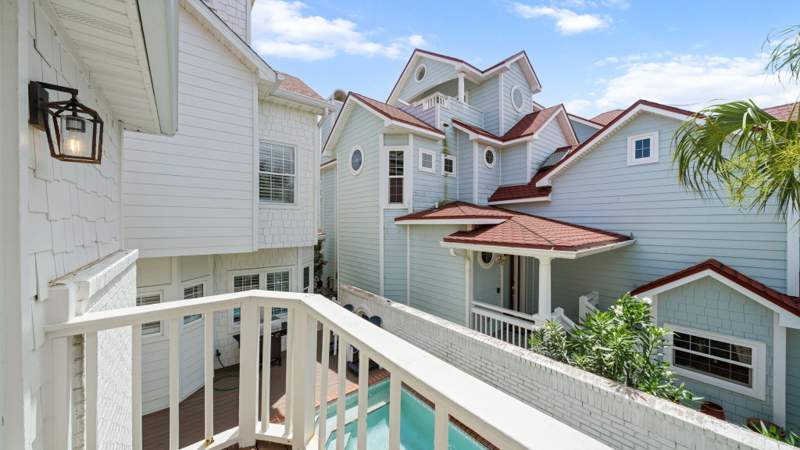 5 bedroom Detached Single Family at 3 Starboard Court ## 6, Shipwatch, Miramar Beach — photo 5
