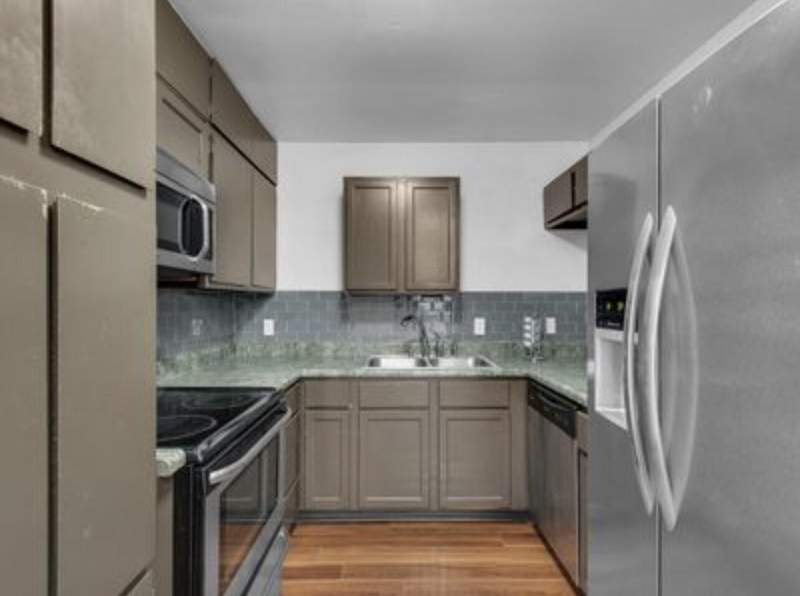 3 bedroom Detached Single Family at 398 Edge Avenue, Highland Park, Valparaiso — photo 5