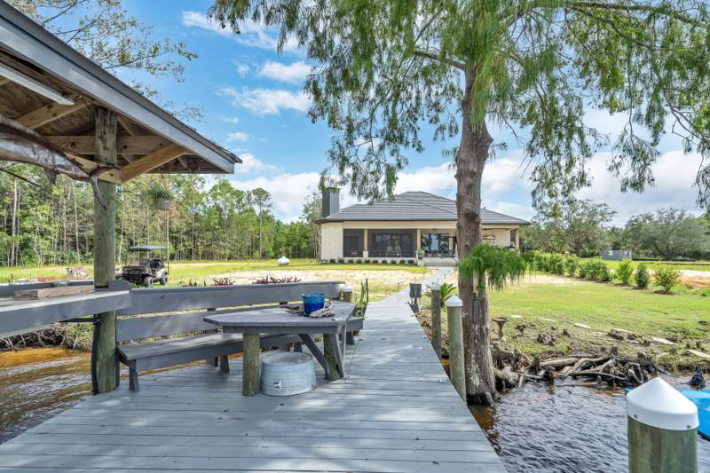 3 bedroom Detached Single Family at 64 Lagrange Cove Circle, Lagrange Cove, Freeport — photo 5