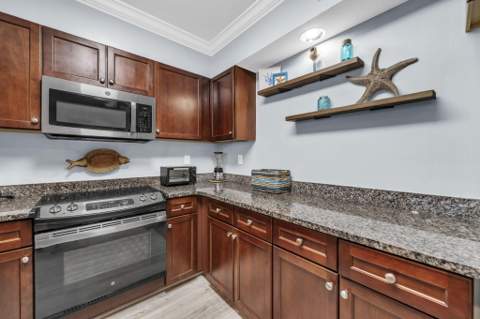 1326 Miracle Strip Pkwy #507, Fort Walton Beach FL - photo 10 of 39