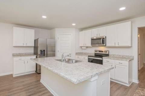 6707 Sarah Ann Way, Laurel Hill FL - photo 11 of 30