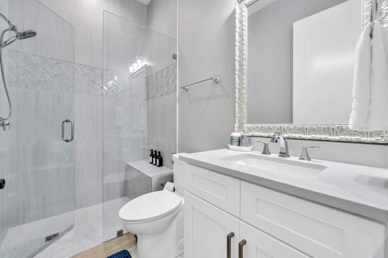 4 bedroom Detached Single Family at 1963 Baytowne Loop, Villa Lago, Miramar Beach — photo 4