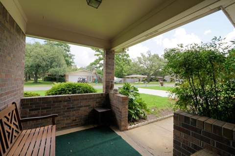 208 Dumaine Court, Fort Walton Beach FL - photo 7 of 48