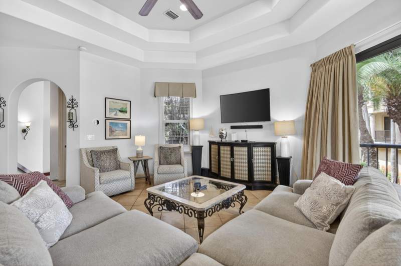 4 bedroom Detached Single Family at 212 Rue St Tropez, Saint Tropez, Miramar Beach — photo 5