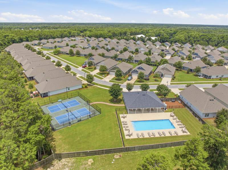 3 bedroom Detached Single Family at 451 Lightning Bug Lane, Firefly at Hammock Bay, Freeport — photo 4