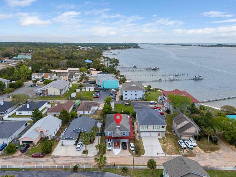 4 bedroom Detached Single Family at 483 Marker Cove, Marker 68, Mary Esther — photo 2