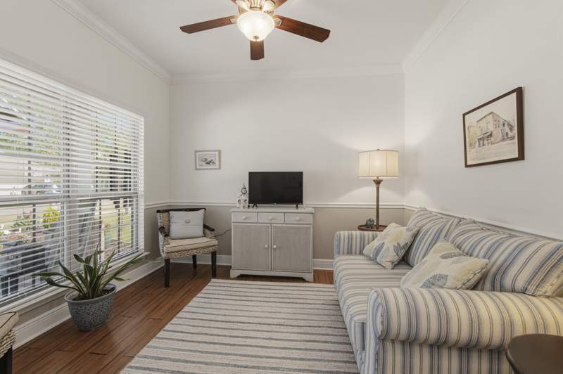 3 bedroom Detached Single Family at 240 Whitman Way, Hammock Bay, Freeport — photo 5