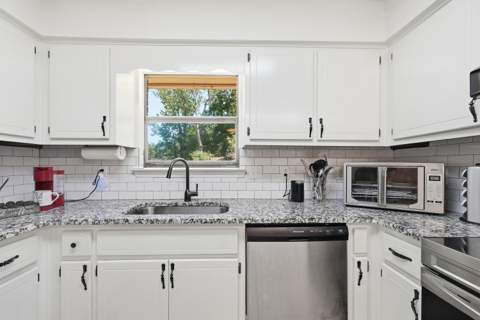 128 Twin Oak Drive, Crestview FL - photo 7 of 23
