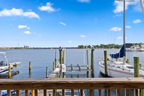 214 Snug Harbour Drive #20, Shalimar FL - photo 23 of 30
