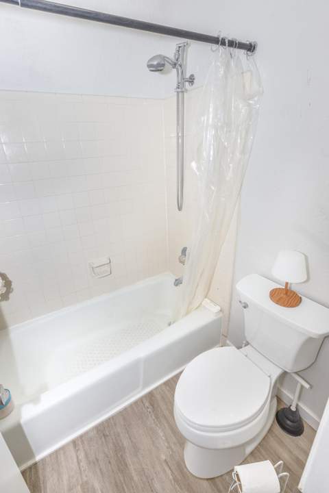 229 Carmel Drive #1, Fort Walton Beach FL - photo 12 of 16