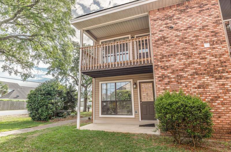 1 bedroom Townhouse at 229 Carmel Drive #1, Garden Villas Ph 1, Fort Walton Beach — photo 2