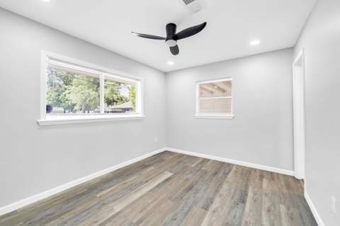 900 Bryn Mawr Boulevard, Mary Esther FL - photo 12 of 26
