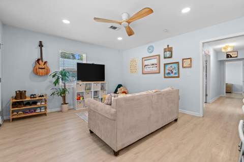 306 Florida Street, Niceville FL - photo 11 of 30