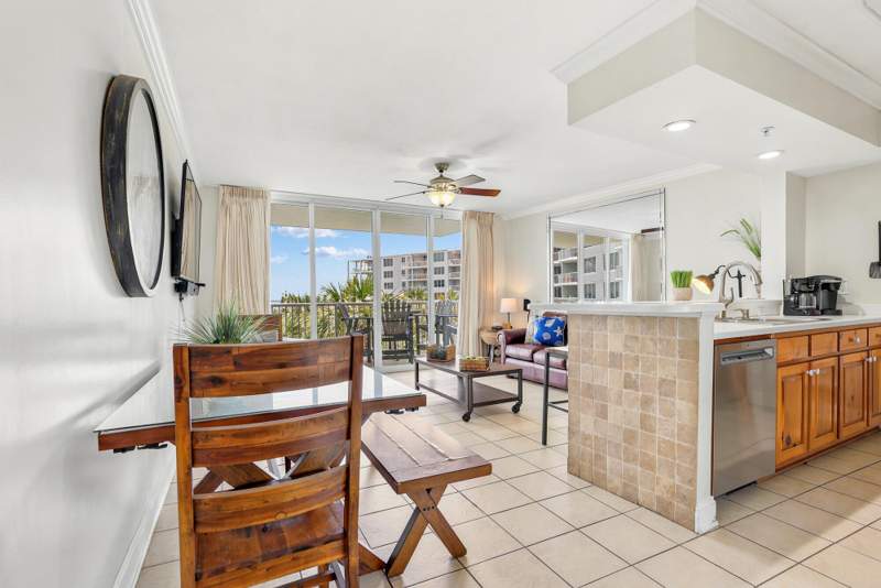 1 bedroom Condominium at 1322 SE Miracle Strip Parkway #Unit 404, Destin West Pelican, Fort Walton Beach — photo 3