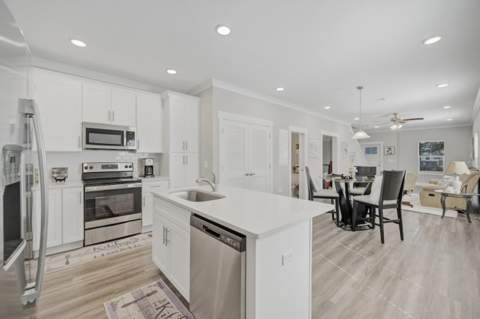 284 Date Palm Lane, Freeport FL - photo 20 of 65