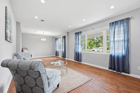 514 E Hollywood Boulevard, Mary Esther FL - photo 7 of 75