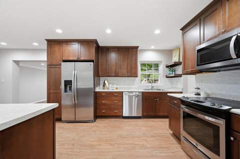 514 E Hollywood Boulevard, Mary Esther FL - photo 12 of 75
