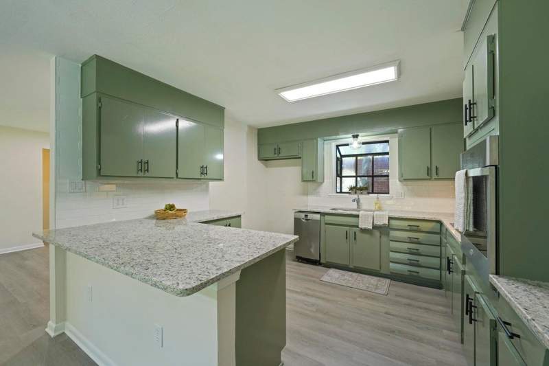 3 bedroom Detached Single Family at 46 NW Hemlock Drive, Municipal S/D, Fort Walton Beach — photo 3