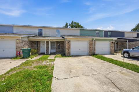 1818 Whispering Oaks Lane, Fort Walton Beach FL - photo 8 of 21