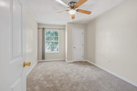 1818 Whispering Oaks Lane, Fort Walton Beach FL - photo 16 of 21
