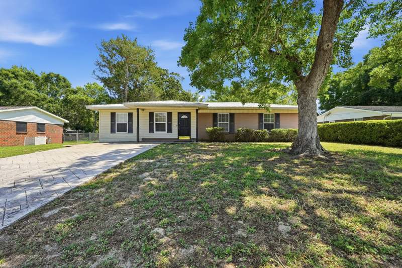 3 bedroom Detached Single Family at 116 NW Holmes Boulevard, Santa Markella, Fort Walton Beach — photo 3