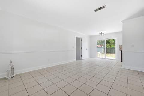 116 NW Holmes Boulevard, Fort Walton Beach FL - photo 14 of 39
