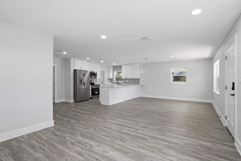 271 Gregory Drive, Mary Esther FL - photo 10 of 22