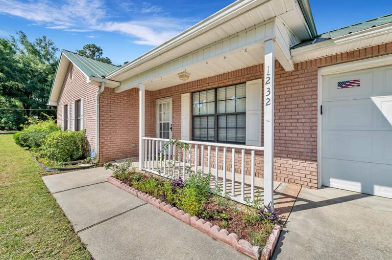 3 bedroom Detached Single Family at 1232 Mapoles Street, Northhill, Crestview — photo 4