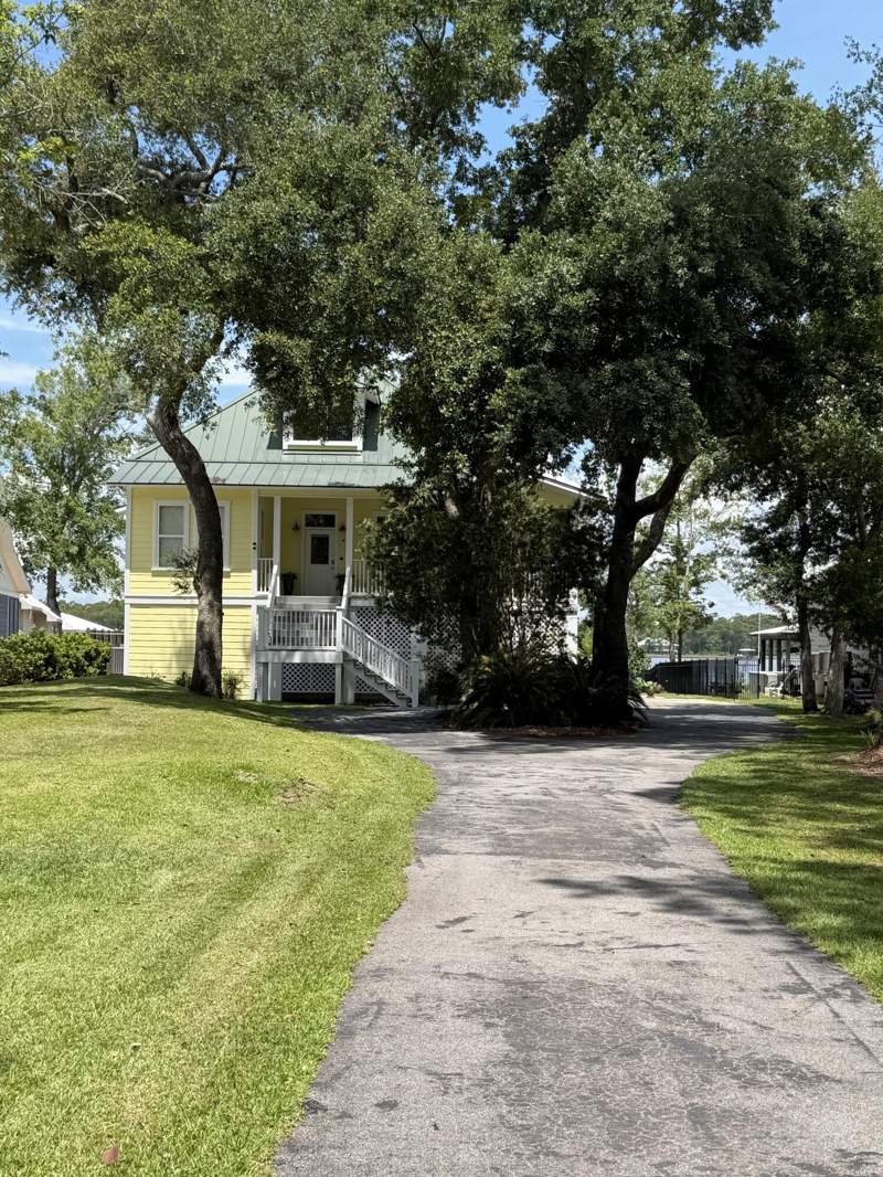 3 bedroom Detached Single Family at 1422 Lagrange Road, Freeport, Freeport — photo 4