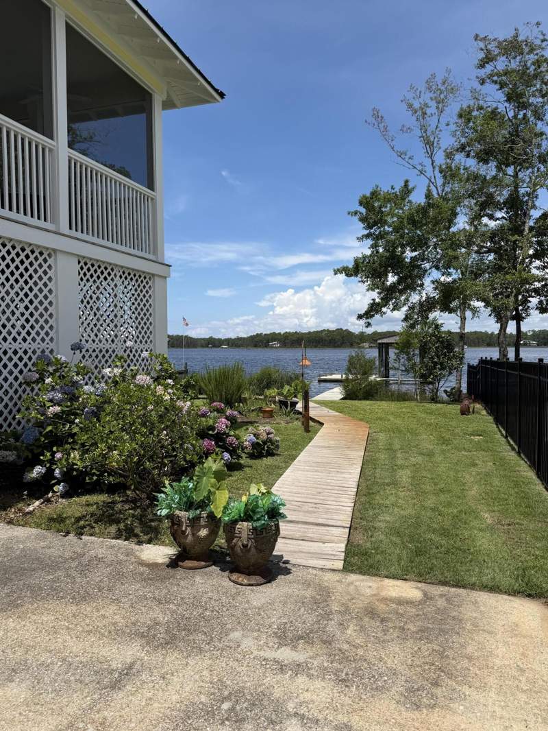 3 bedroom Detached Single Family at 1422 Lagrange Road, Freeport, Freeport — photo 5