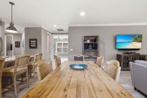 76 Oaktree Boulevard, Freeport FL - photo 13 of 30