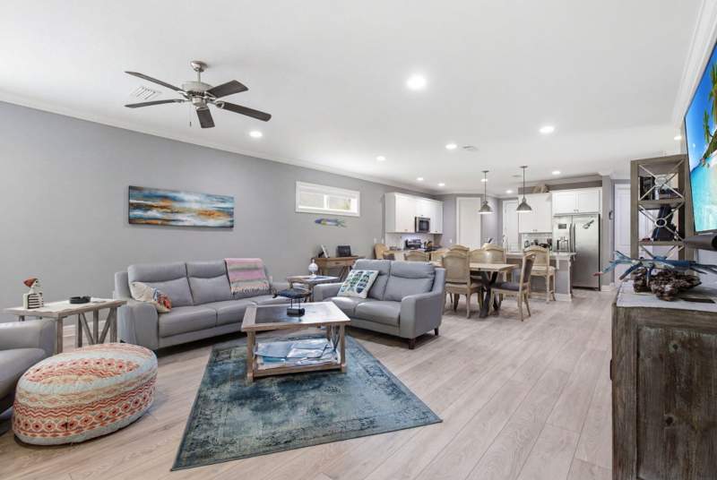 3 bedroom Detached Single Family at 76 Oaktree Boulevard, Marina Village, Freeport — photo 5