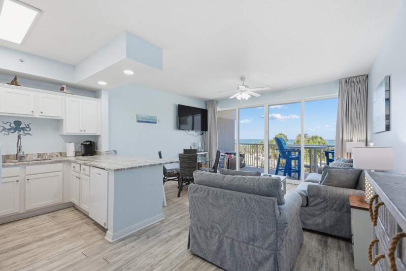 1 bedroom Condominium at 1515 SE Miracle Strip Parkway #Unit 315, Destin West Beach & Bay Resort-Gulfside, Fort Walton Beach — photo 3