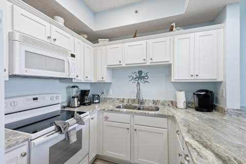 1515 SE Miracle Strip Parkway #Unit 315, Fort Walton Beach FL - photo 14 of 34
