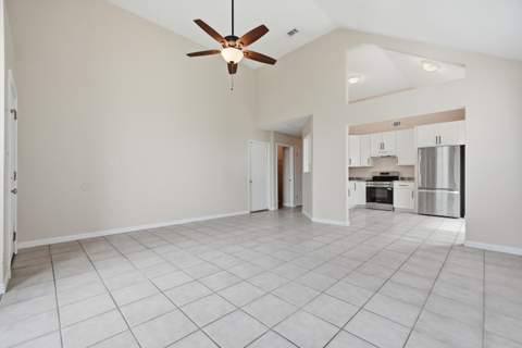3011 Yorktown Circle, Fort Walton Beach FL - photo 6 of 22