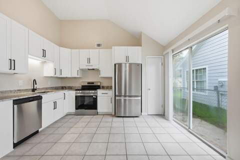 3011 Yorktown Circle, Fort Walton Beach FL - photo 7 of 22
