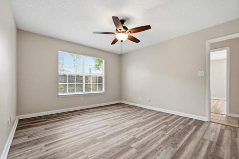 3011 Yorktown Circle, Fort Walton Beach FL - photo 11 of 22
