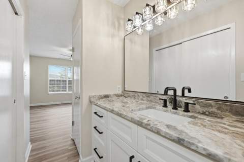 3011 Yorktown Circle, Fort Walton Beach FL - photo 14 of 22